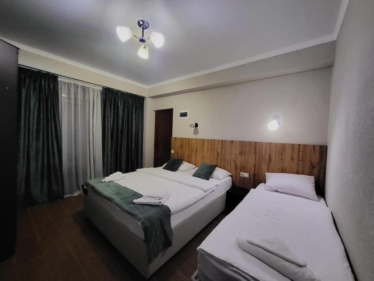 Leon Hotel New Athos ภายนอก รูปภาพ