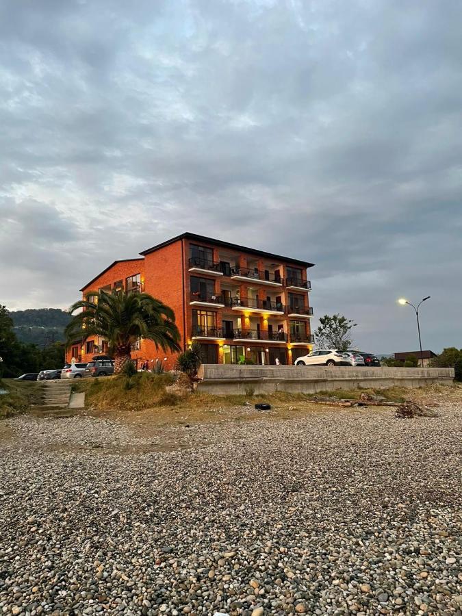 Leon Hotel New Athos ภายนอก รูปภาพ